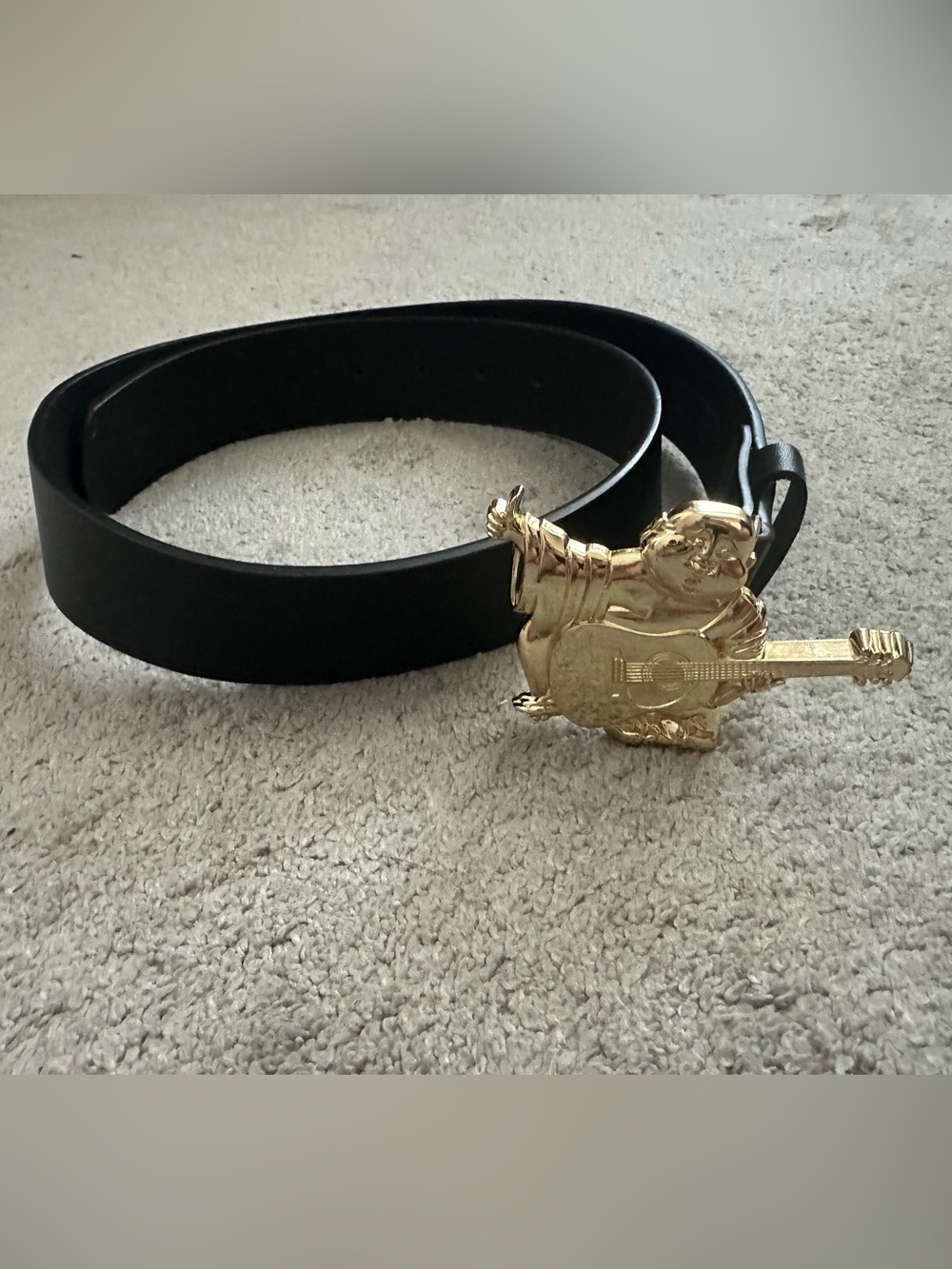 True Religion Buddha Belt Men’s Size 28 Leather Black and Gold